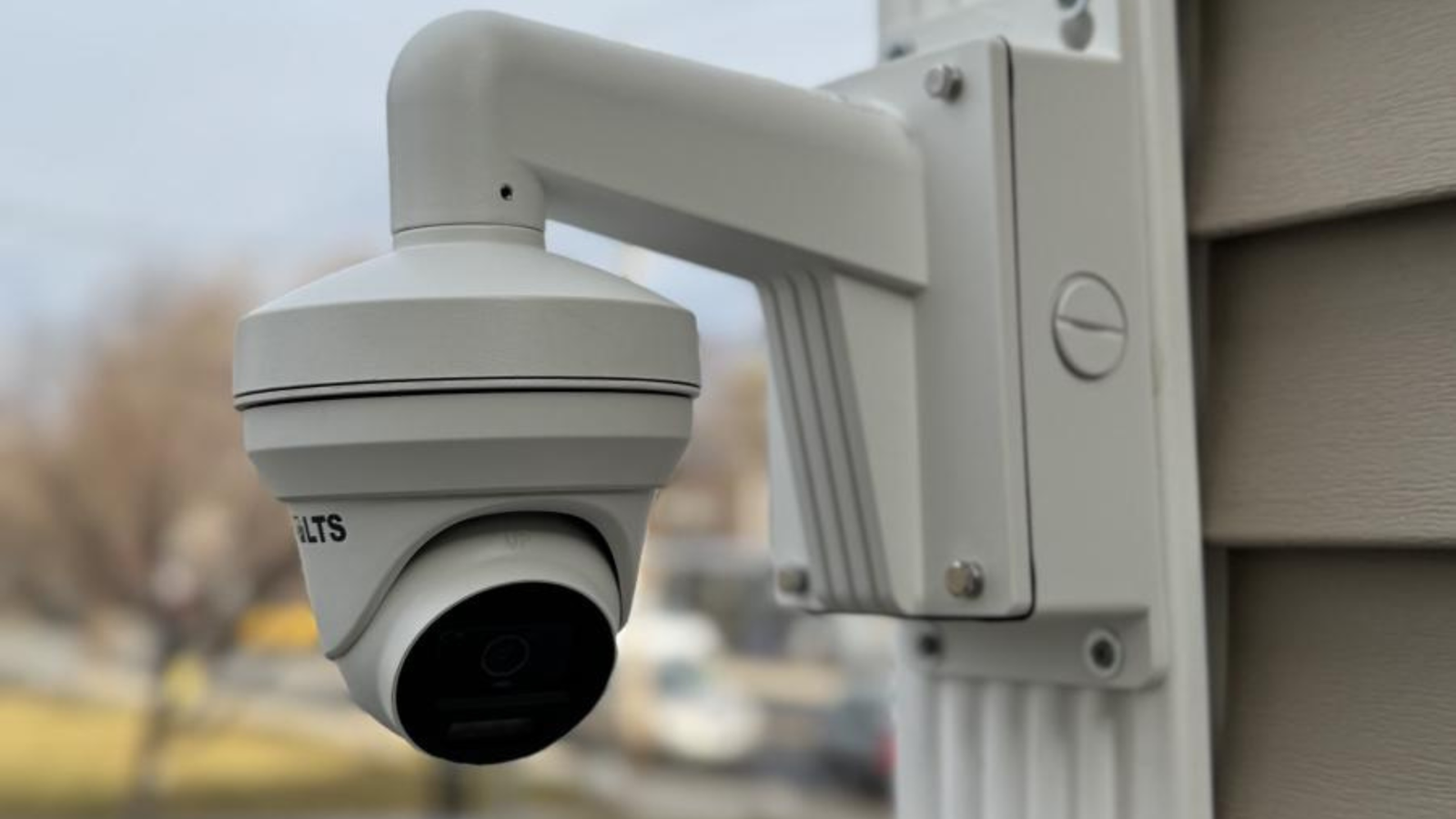 7 Reasons DIY Security Cameras Fail Serious Businesses (And What to Do Instead)